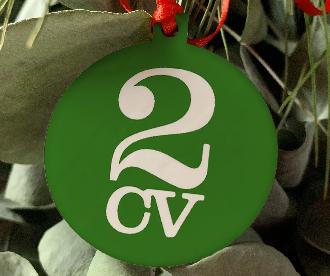 Bauble2cvtypewhiteongreen